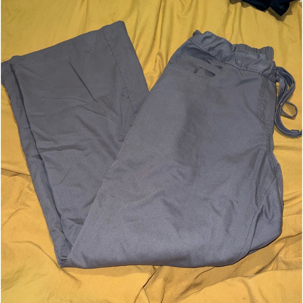 Grey’s Anatomy scrub pants